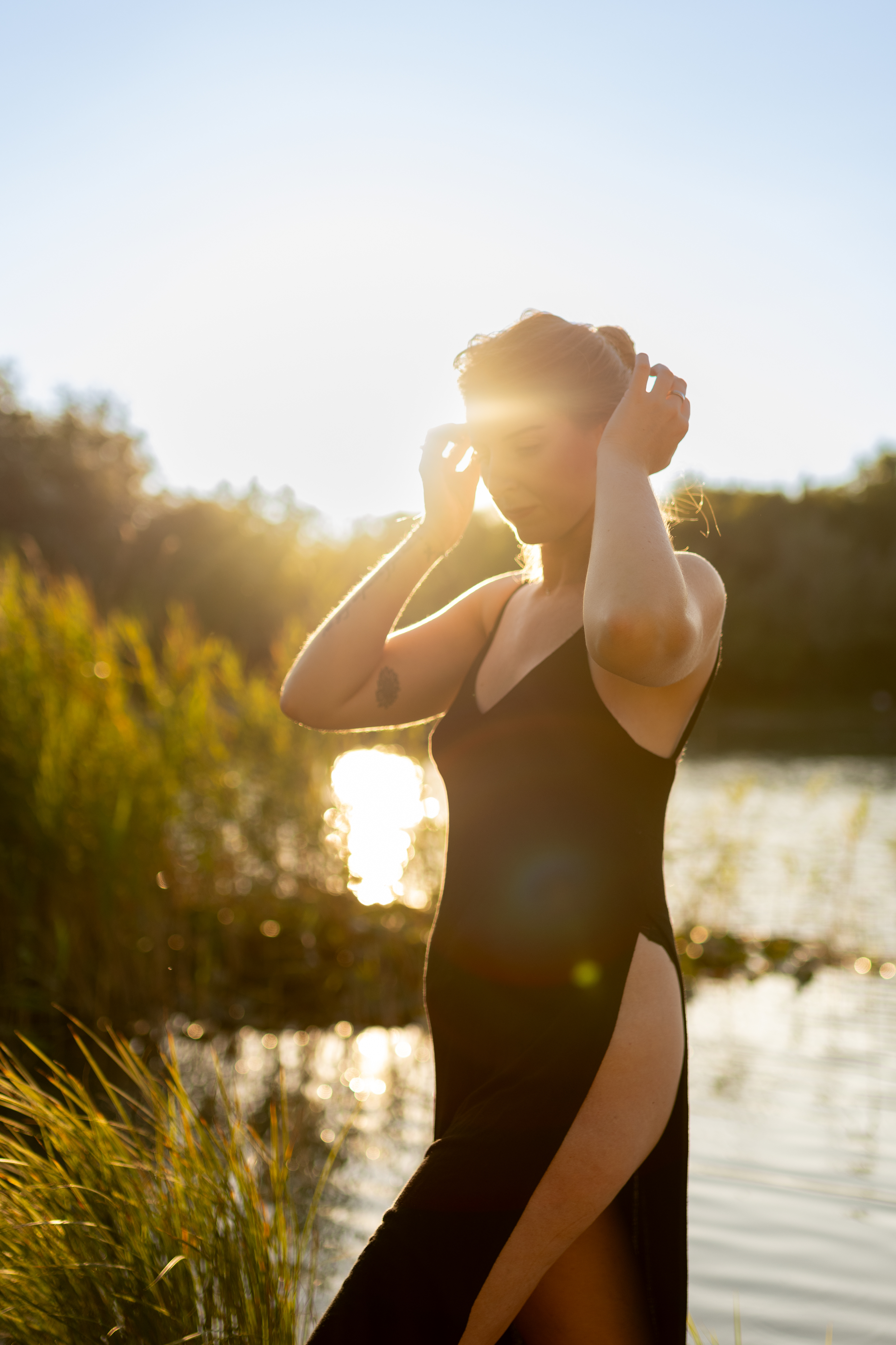 shooting photo en extéreieur, Châteaurenard, lac, femme, coucher de soleil