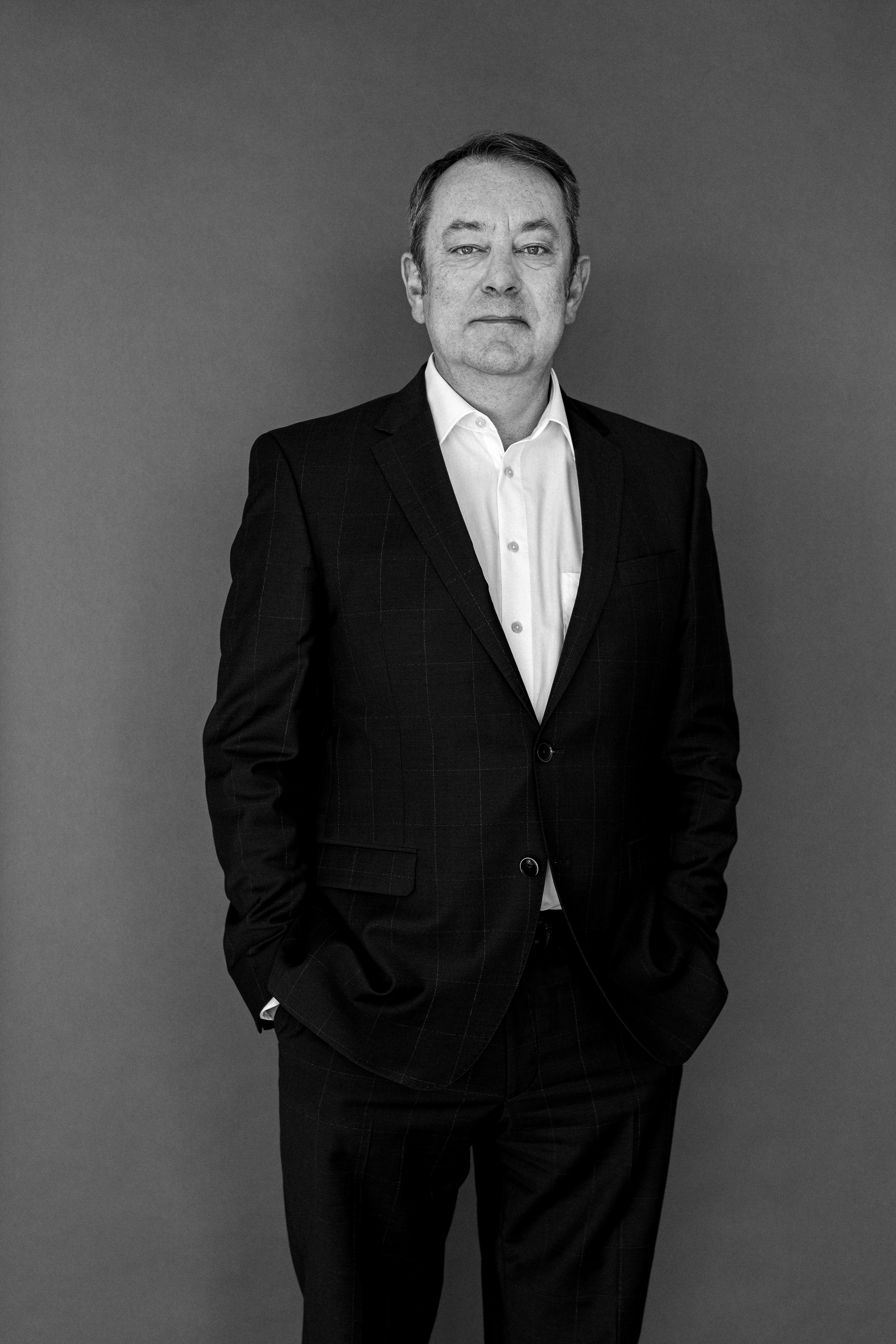 portrait corporate, homme, shooting photo homme, shooting photo en studio, photographe Avignon